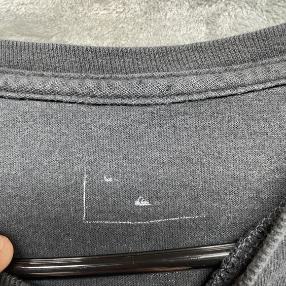 Vintage Quicksilver Shirt Mens Large Faded Black Graphic Short Sleeve Skate Tee - Picture 2 of 5